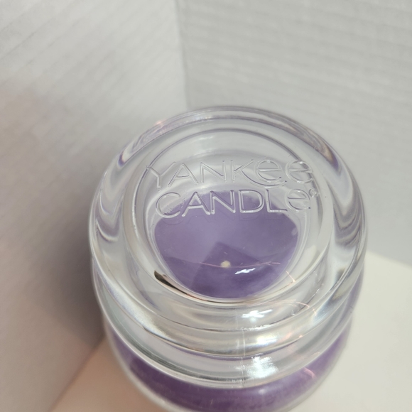 🆕️YANKEE CANDLE Lemon Lavender 🪻🍋Large Candle Glass Jar with Lid NEW - Picture 2 of 7
